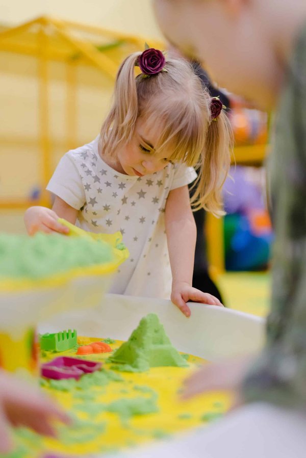 Sable hydrophobe : quels sont ses bienfaits dans l'éducation des enfants ?