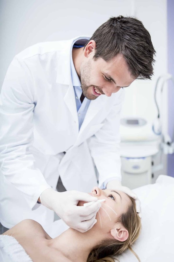 Rennes : Quels sont les services à privilégier au sein d'un salon de médecine esthétique ?