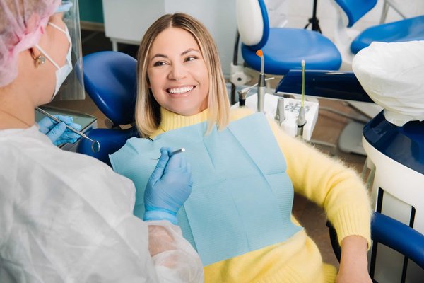 Découvrez votre sourire éclatant : Top Dentiste Laval pour des Soins de Qualité